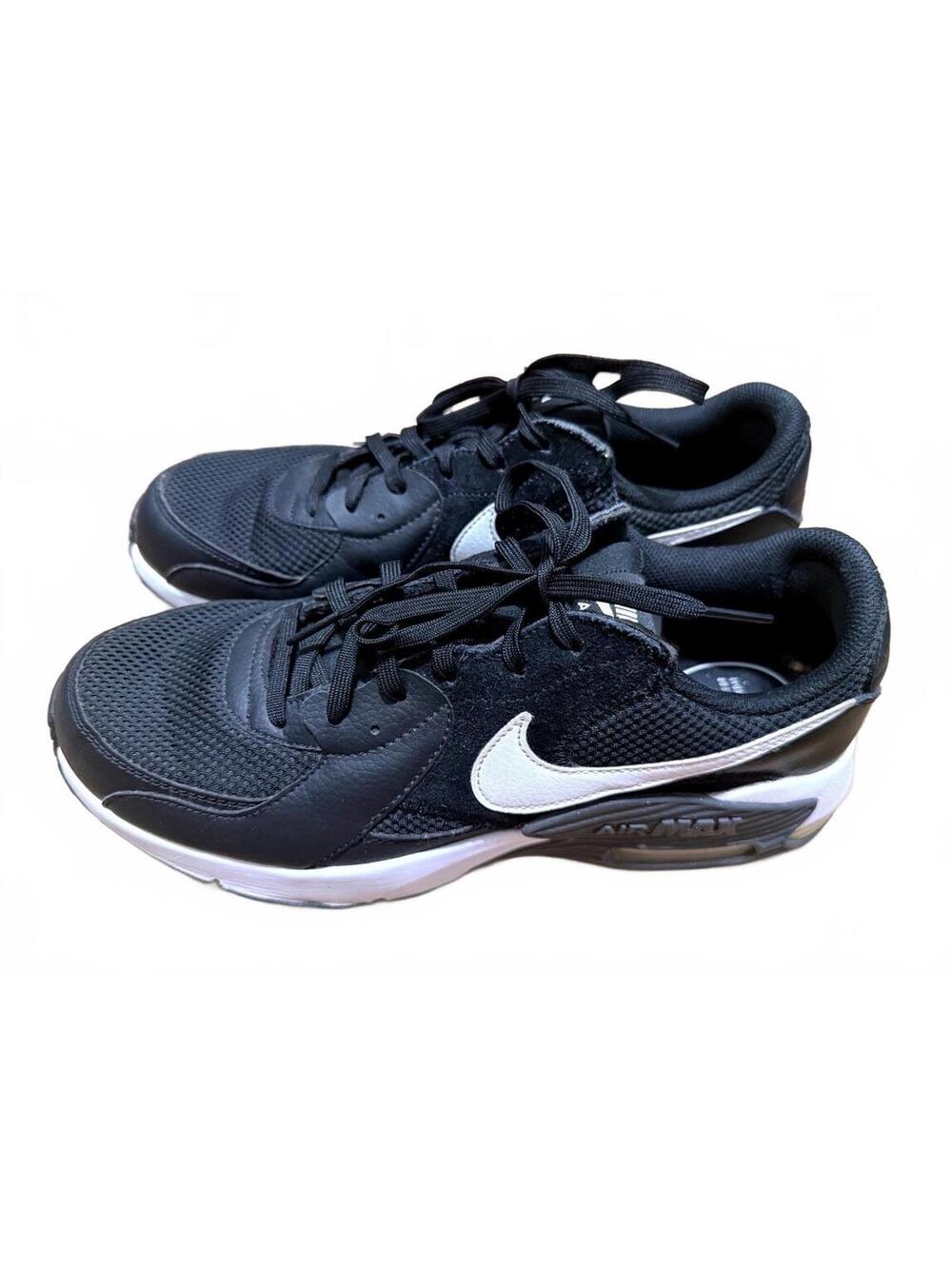 Women’s Nike Air Max Excee Black Sleek Design Comfort CD5432-003 Size  11 EUC